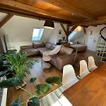 Crown Living Wohlfuehl Loft - Loft Nahe Bodensee, Boxspringbett, Kueche, Zentrumsnah, Ideal Fuer Feriengaeste Und Geschaeftsreisende