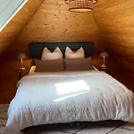 Crown Living Wohlfuehl Loft - Loft Nahe Bodensee, Boxspringbett, Kueche, Zentrumsnah, Ideal Fuer Feriengaeste Und Geschaeftsreisende * Brégence