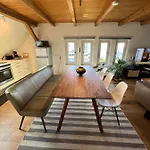 Appartamento Crown Living Wohlfuehl Loft - Loft Nahe Bodensee, Boxspringbett, Kueche, Zentrumsnah, Ideal Fuer Feriengaeste Und Geschaeftsreisende Bregenz
