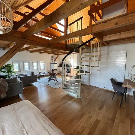 Crown Living Wohlfuehl Loft - Loft Nahe Bodensee, Boxspringbett, Kueche, Zentrumsnah, Ideal Fuer Feriengaeste Und Geschaeftsreisende * 브레겐츠