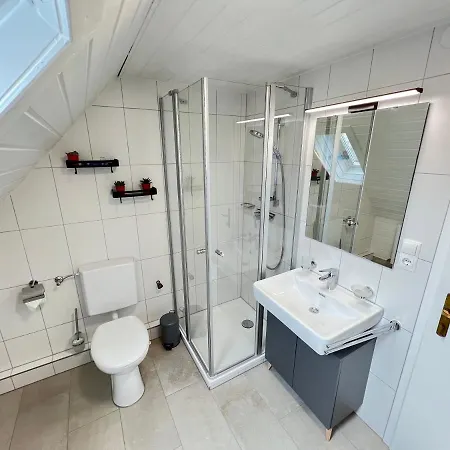 Crown Living Wohlfuehl Loft - Loft Nahe Bodensee, Boxspringbett, Kueche, Zentrumsnah, Ideal Fuer Feriengaeste Und Geschaeftsreisende * 브레겐츠
