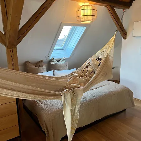 Crown Living Wohlfuehl Loft - Loft Nahe Bodensee, Boxspringbett, Kueche, Zentrumsnah, Ideal Fuer Feriengaeste Und Geschaeftsreisende *
