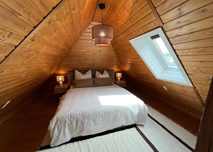 Crown Living Wohlfuehl Loft - Loft Nahe Bodensee, Boxspringbett, Kueche, Zentrumsnah, Ideal Fuer Feriengaeste Und Geschaeftsreisende