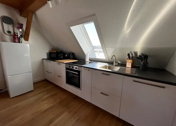 Apartment Crown Living Wohlfuehl Loft - Loft Nahe Bodensee, Boxspringbett, Kueche, Zentrumsnah, Ideal Fuer Feriengaeste Und Geschaeftsreisende *