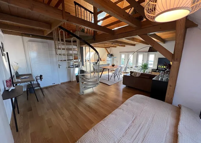 Crown Living Wohlfuehl Loft - Loft Nahe Bodensee, Boxspringbett, Kueche, Zentrumsnah, Ideal Fuer Feriengaeste Und Geschaeftsreisende * Bregenz