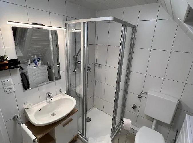 Crown Living Wohlfuehl Loft - Loft Nahe Bodensee, Boxspringbett, Kueche, Zentrumsnah, Ideal Fuer Feriengaeste Und Geschaeftsreisende Apartment