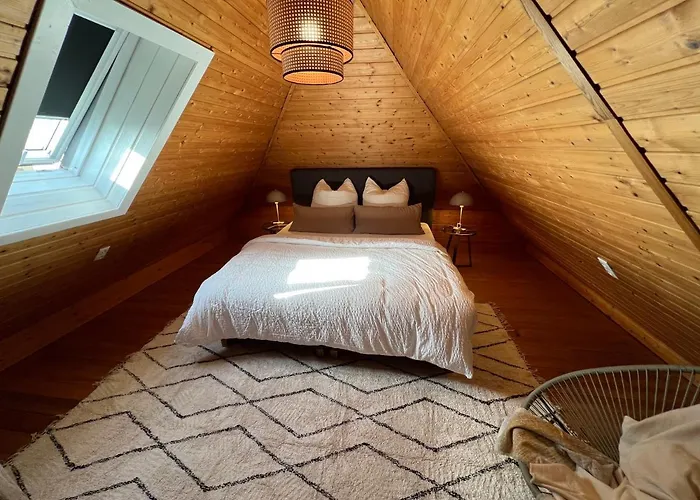 Crown Living Wohlfuehl Loft - Loft Nahe Bodensee, Boxspringbett, Kueche, Zentrumsnah, Ideal Fuer Feriengaeste Und Geschaeftsreisende * Bregenz